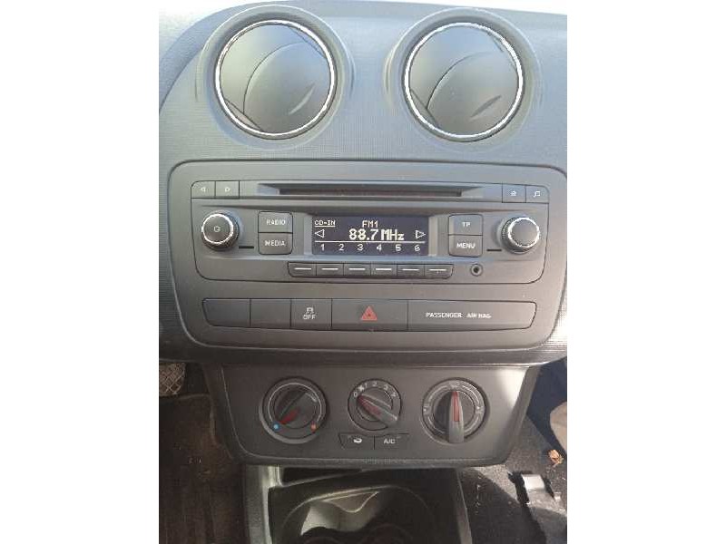 seat ibiza (6j5) del año 2015