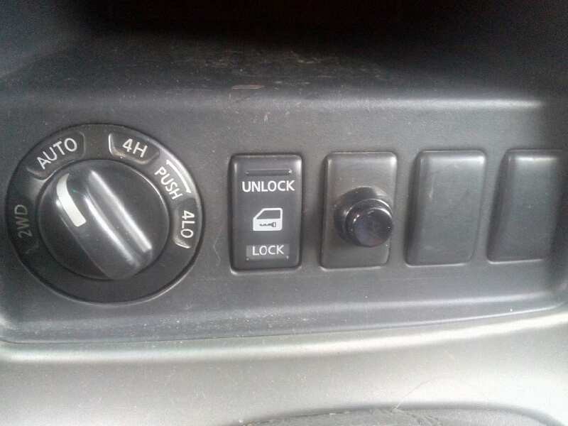 nissan pathfinder (r51) del año 2008