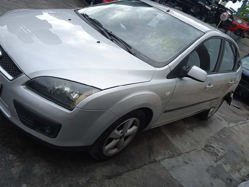 ford focus berlina (cap) del año 2005