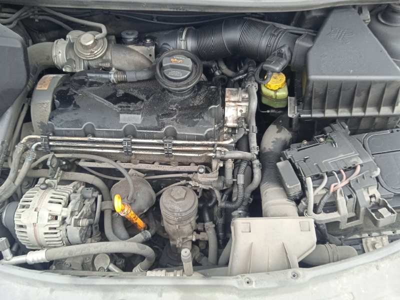 skoda fabia combi (5j5) del año 2010