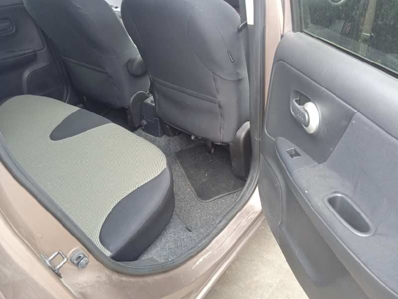 nissan note (e11e) del año 2012