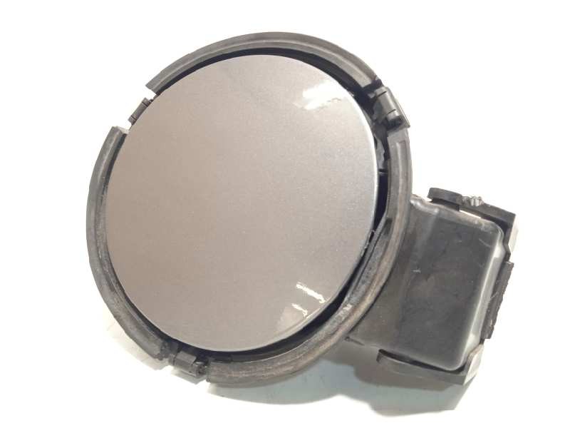 Recambio de tapa exterior combustible para renault laguna coupe monaco gp referencia OEM IAM 781200004R  