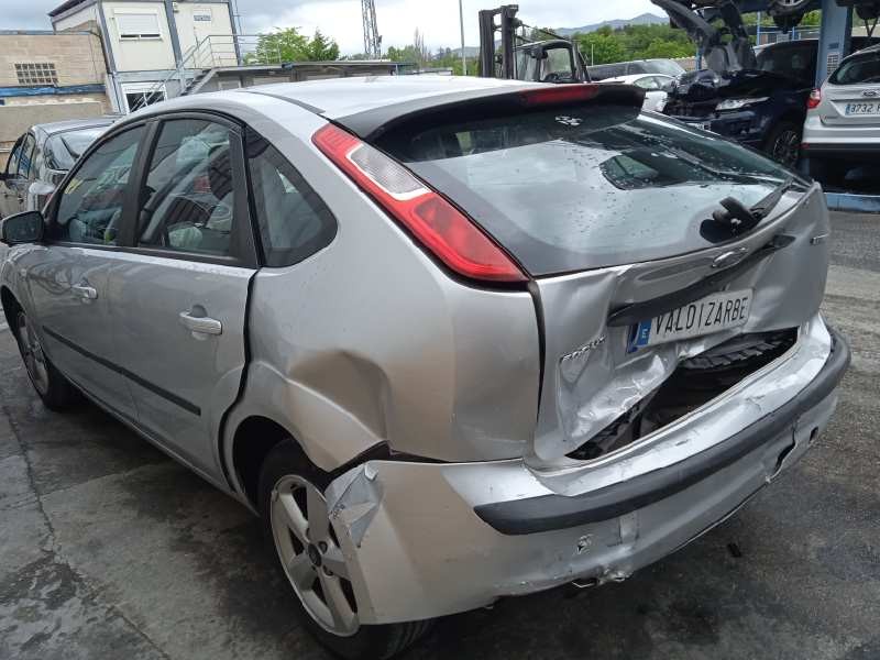 ford focus berlina (cap) del año 2005