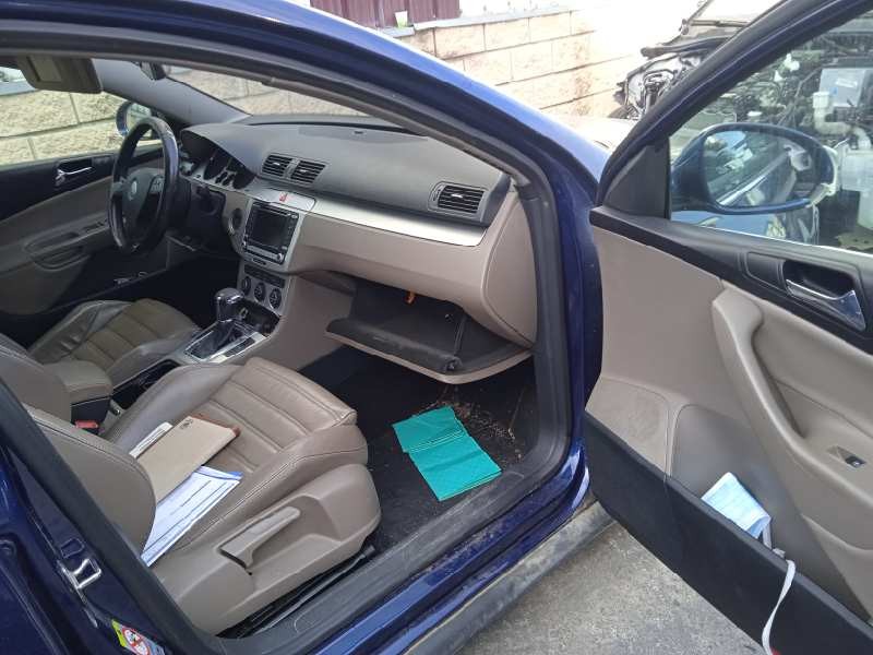 volkswagen passat variant (3c5) del año 2006