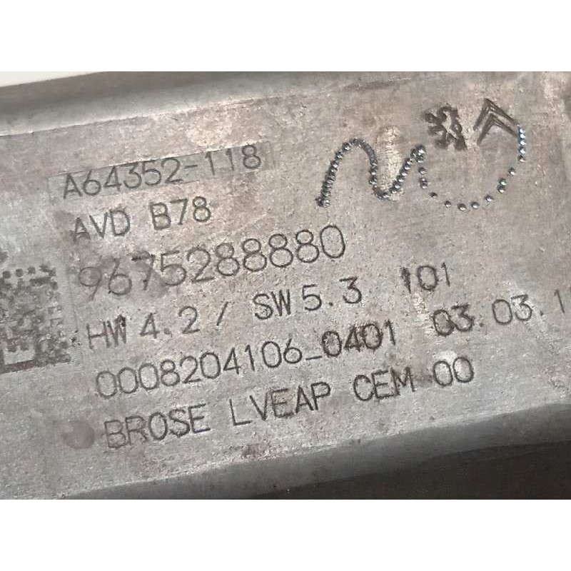 Recambio de elevalunas delantero derecho para citroën c4 picasso seduction referencia OEM IAM 9675924680  9675288880