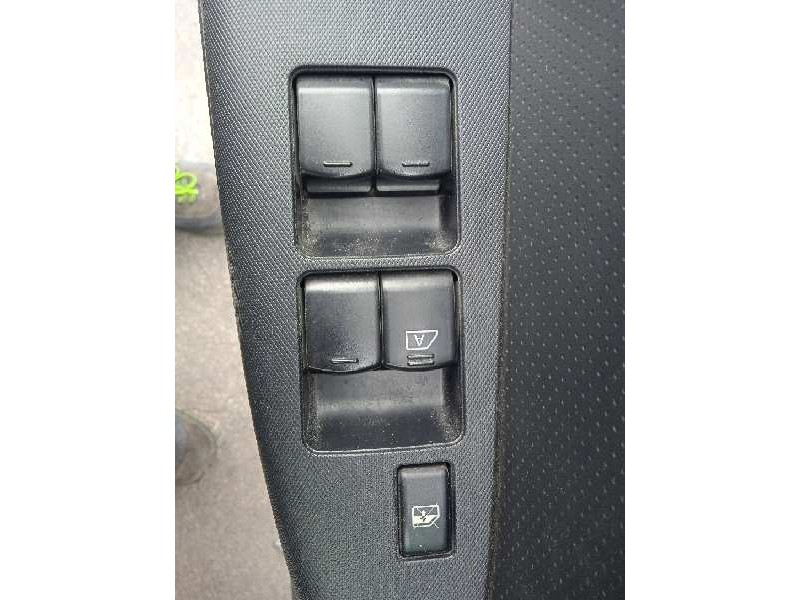 nissan note (e11e) del año 2012