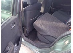 renault megane ii classic berlina del año 2004 2