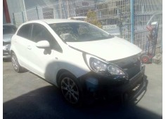 kia rio del año 2014