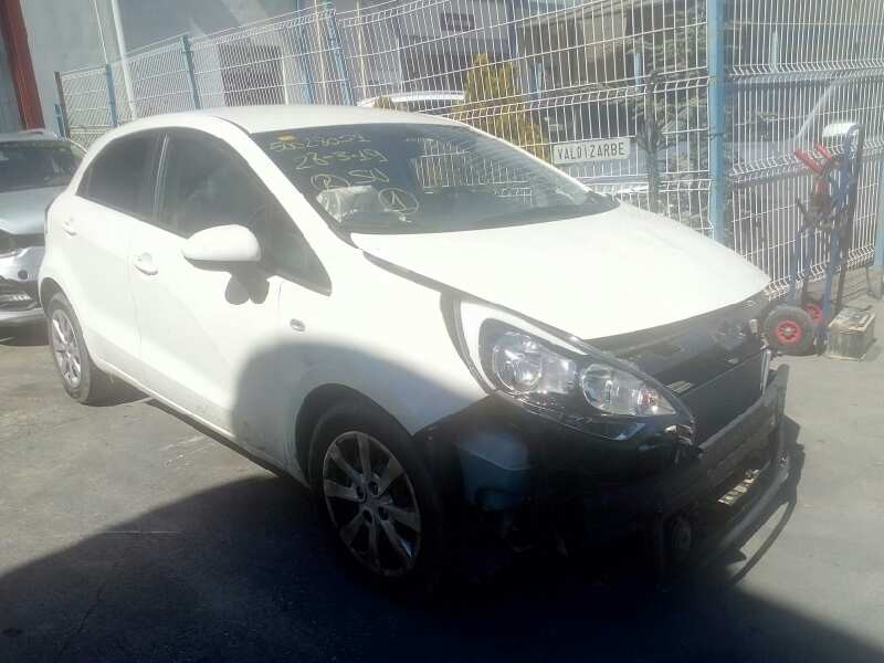 kia rio del año 2014