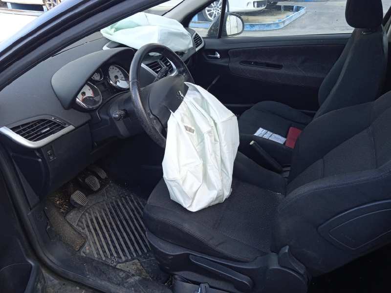 peugeot 207 del año 2007