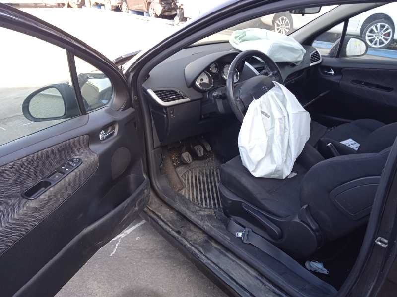 peugeot 207 del año 2007