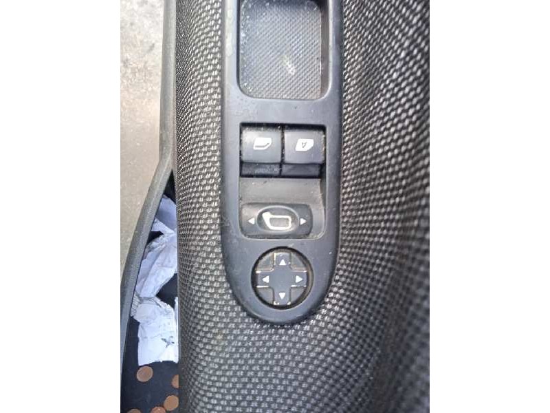 peugeot 207 del año 2007