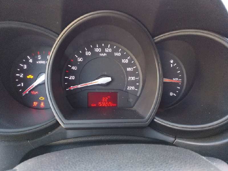 kia rio del año 2012