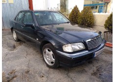 mercedes-benz clase c (w202) berlina del año 2000