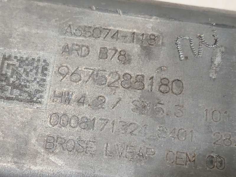 Recambio de elevalunas trasero derecho para citroën c4 picasso seduction referencia OEM IAM 9676172380  9675288180