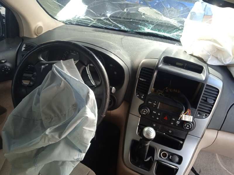 kia carnival del año 2006