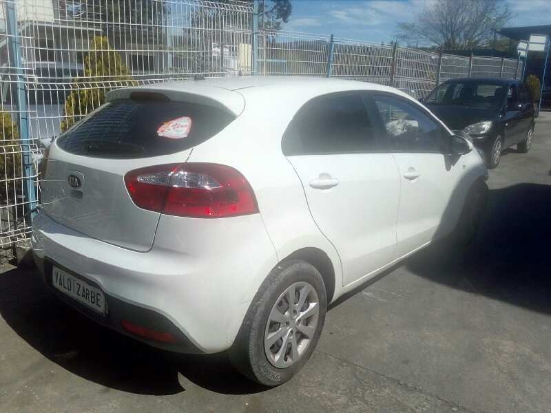 kia rio del año 2014