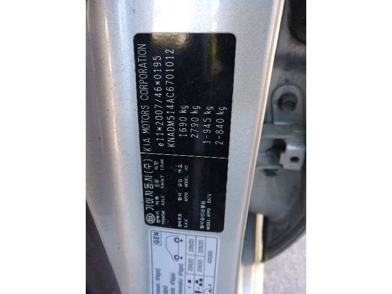 kia rio del año 2012