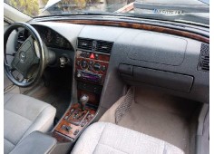 mercedes-benz clase c (w202) berlina del año 2000 2