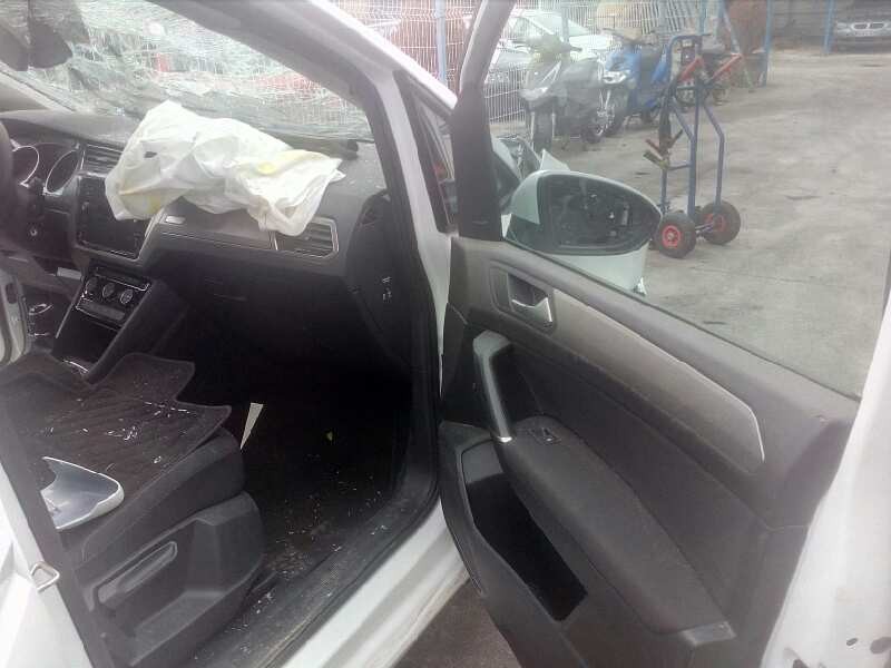 volkswagen touran (5t1) del año 2018