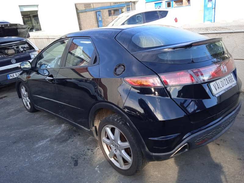 honda civic berlina 5 (fk) del año 2009