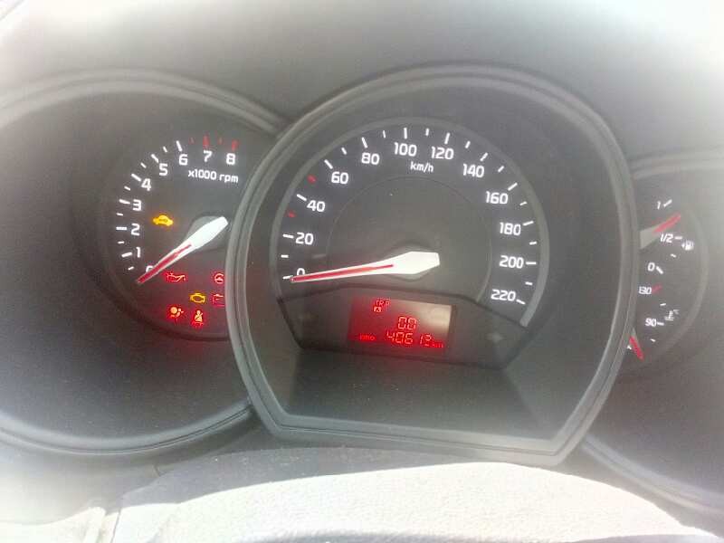 kia rio del año 2014