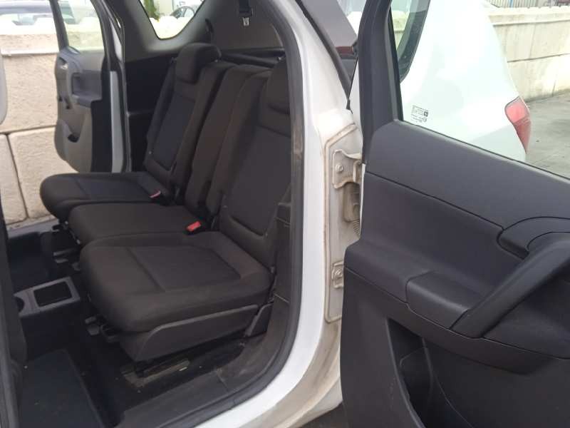 opel meriva b del año 2010