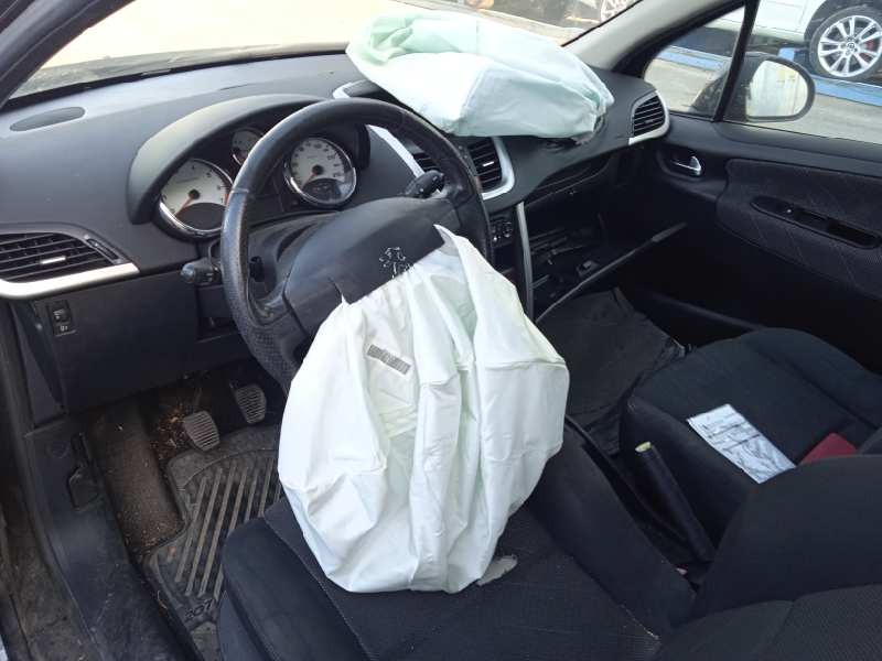 peugeot 207 del año 2007