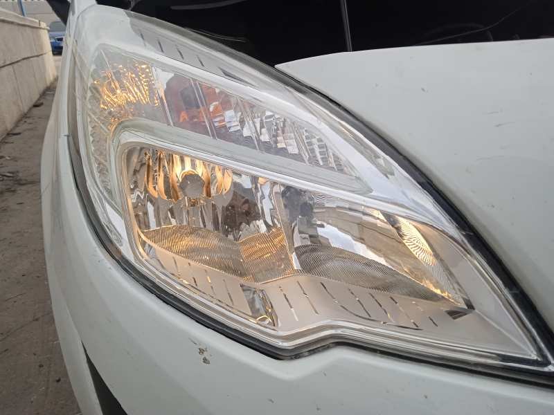 opel meriva b del año 2010