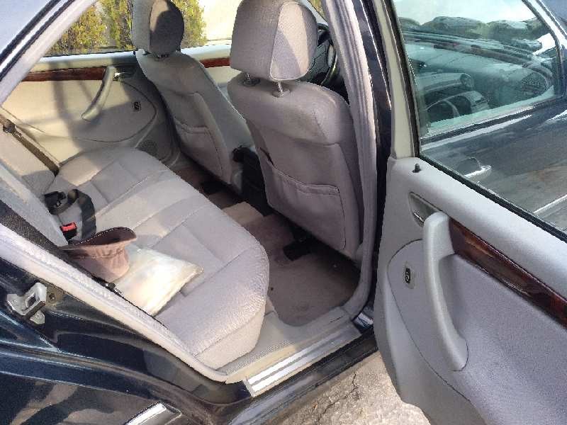 mercedes-benz clase c (w202) berlina del año 2000