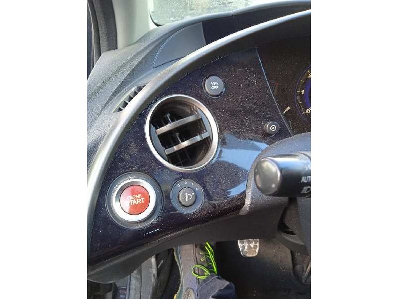 honda civic berlina 5 (fk) del año 2009