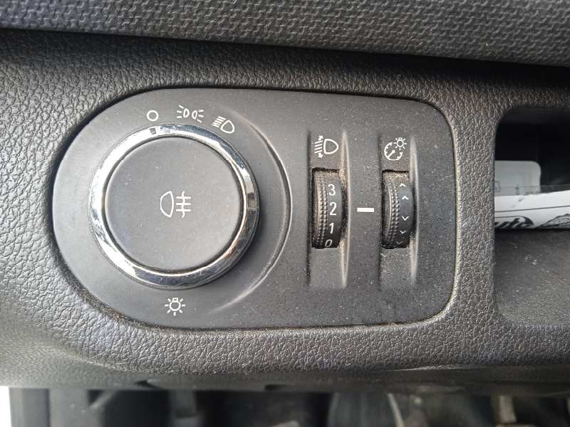 opel meriva b del año 2010