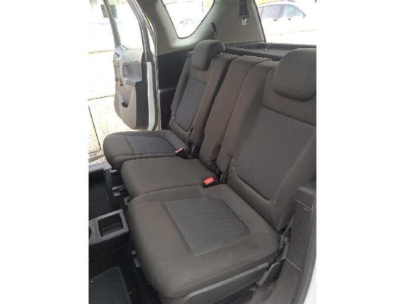 opel meriva b del año 2010