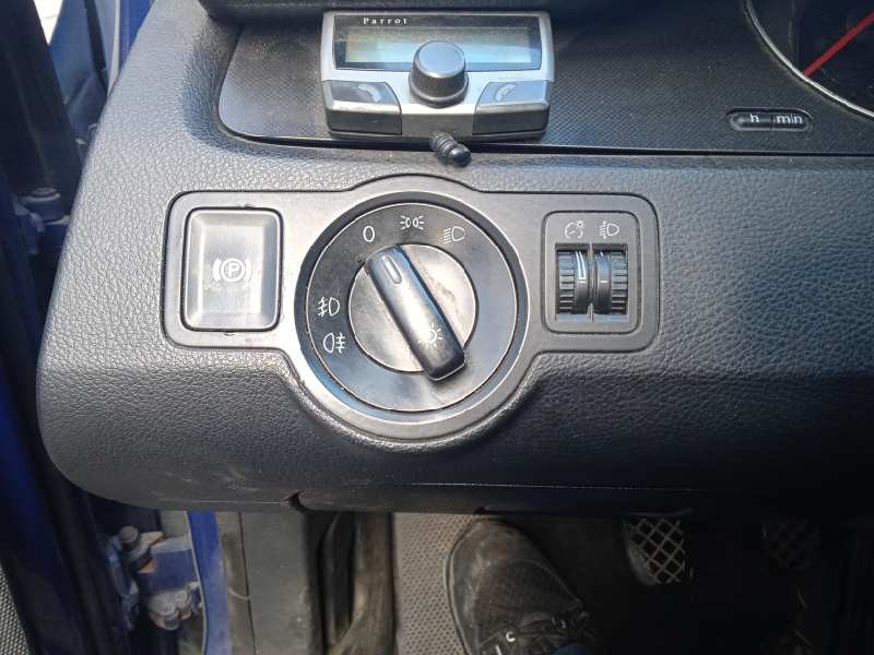 volkswagen passat variant (3c5) del año 2006