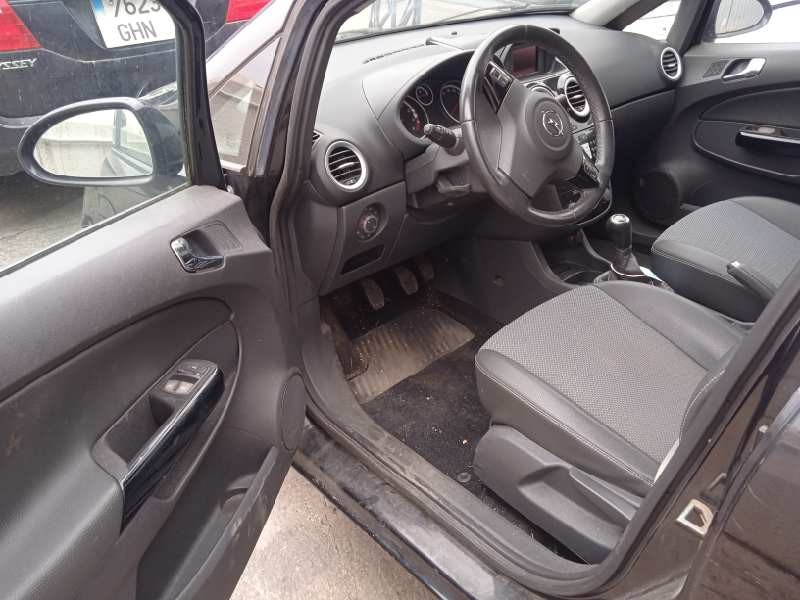 opel corsa d del año 2008