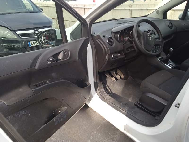 opel meriva b del año 2010