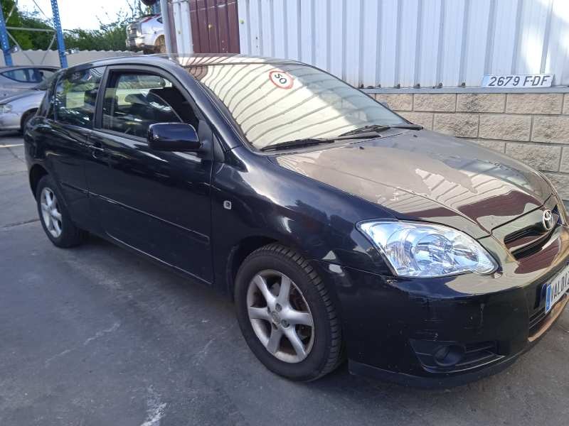 toyota corolla (e12) del año 2004