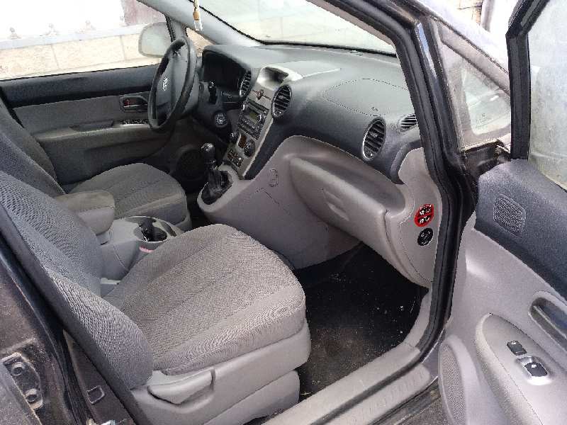 kia carens (un) del año 2009