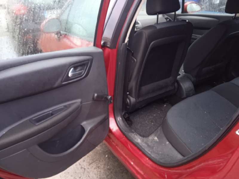 citroën c4 berlina del año 2006