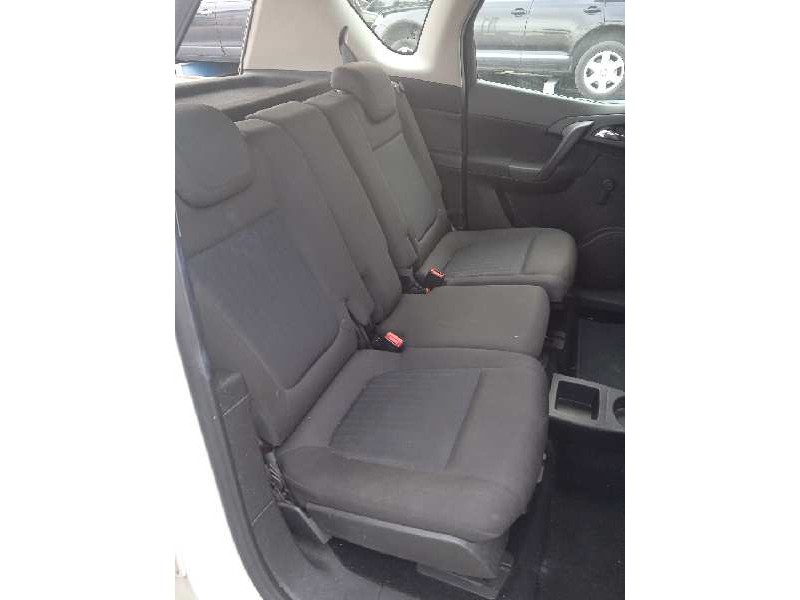 opel meriva b del año 2010