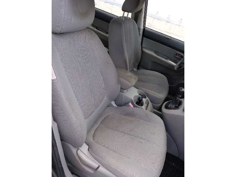 kia carens (un) del año 2009