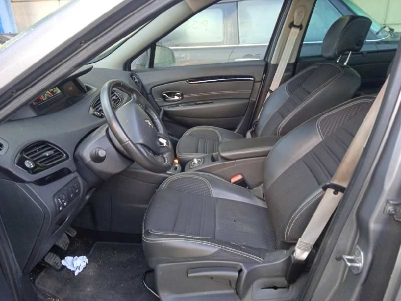 renault scenic iii del año 2016