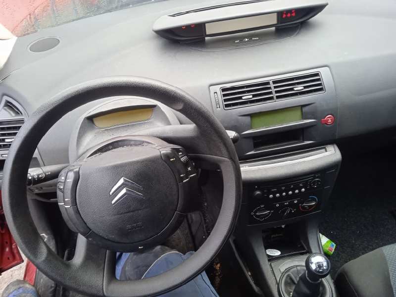 citroën c4 berlina del año 2006