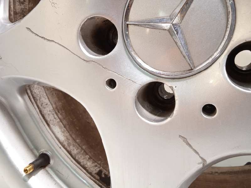 Recambio de llanta para mercedes-benz clase s (w220) berlina 500 (220.075) referencia OEM IAM 2204010302  A2204010302