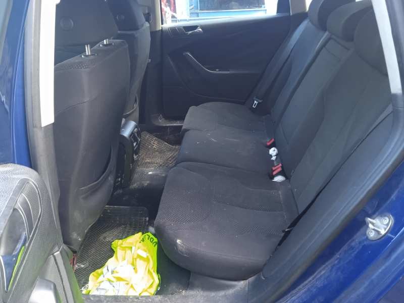 volkswagen passat variant (3c5) del año 2006