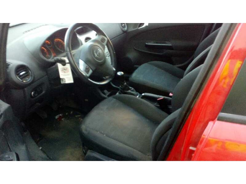 opel corsa d del año 2011