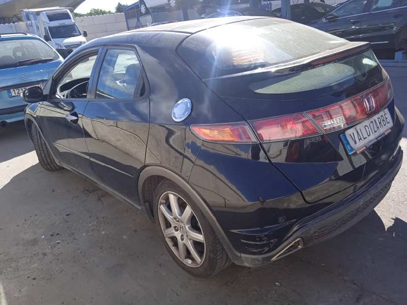 honda civic berlina 5 (fk) del año 2008