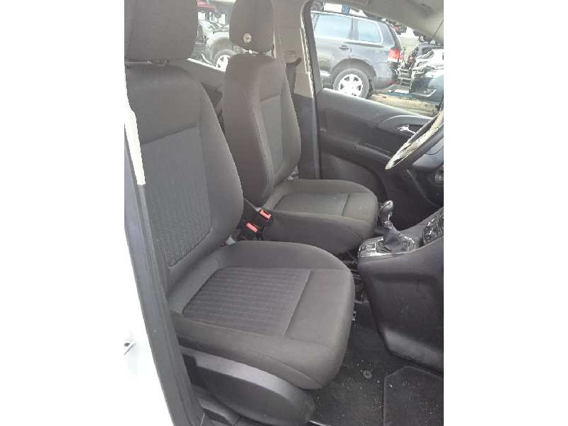 opel meriva b del año 2010