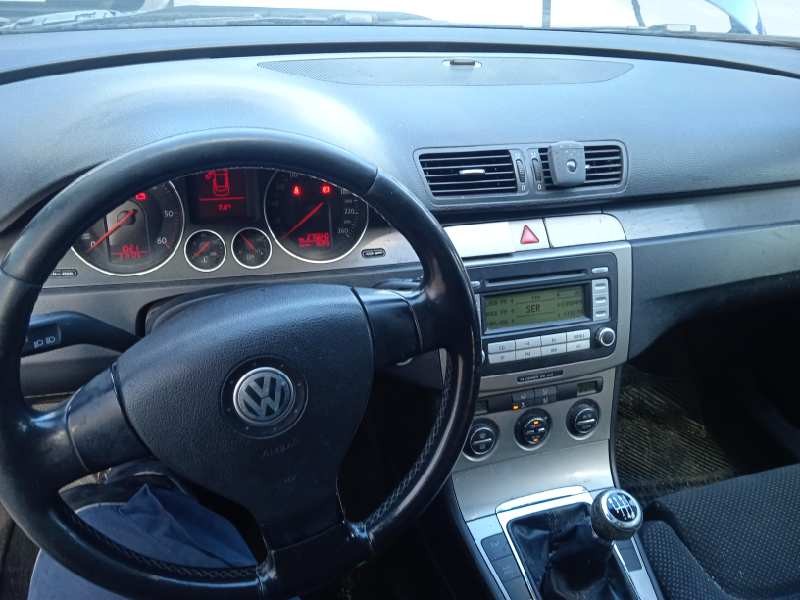 volkswagen passat variant (3c5) del año 2006
