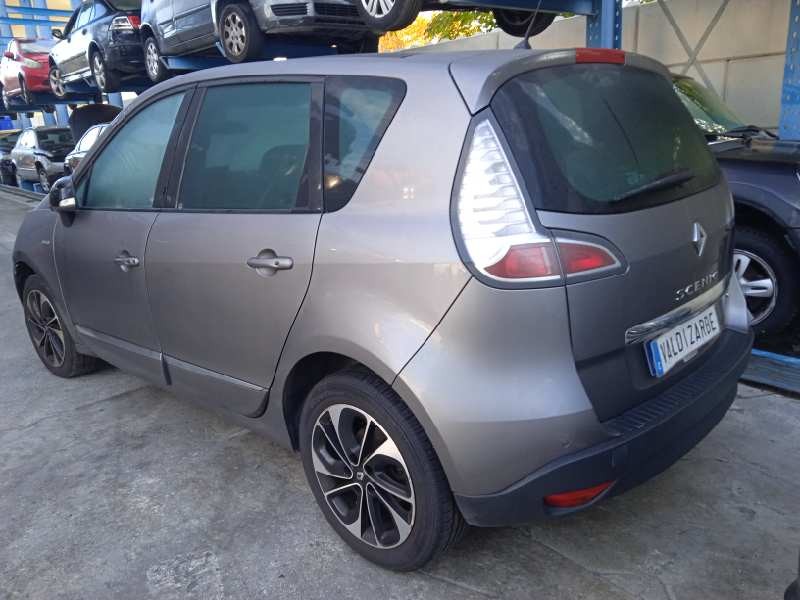 renault scenic iii del año 2016
